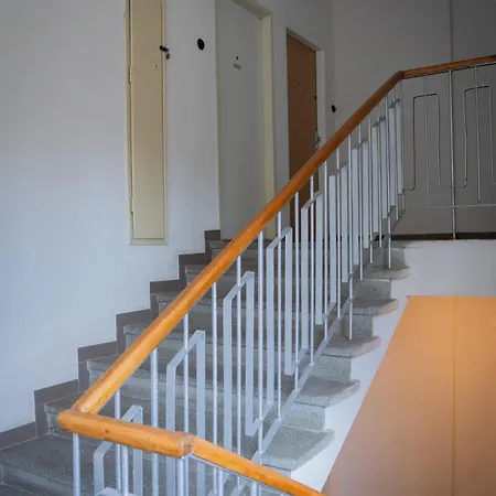 Peaceful & Cozy Flat In Апартаменты Братислава