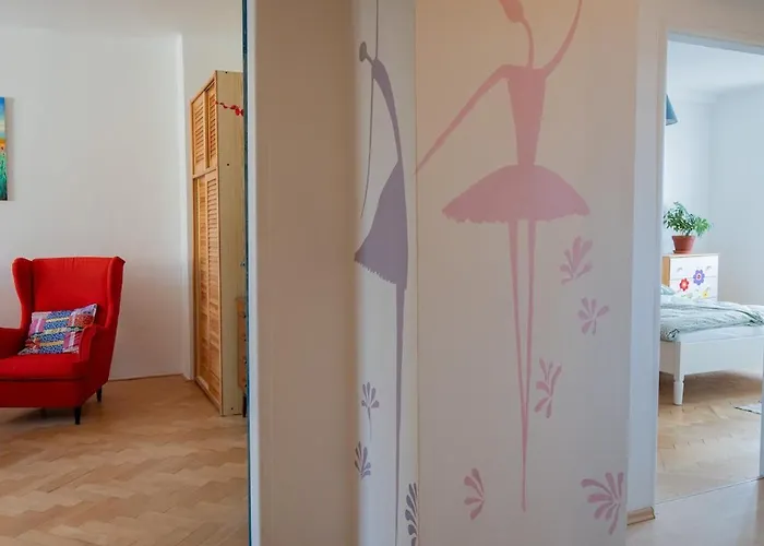 Peaceful & Cozy Flat In דירה