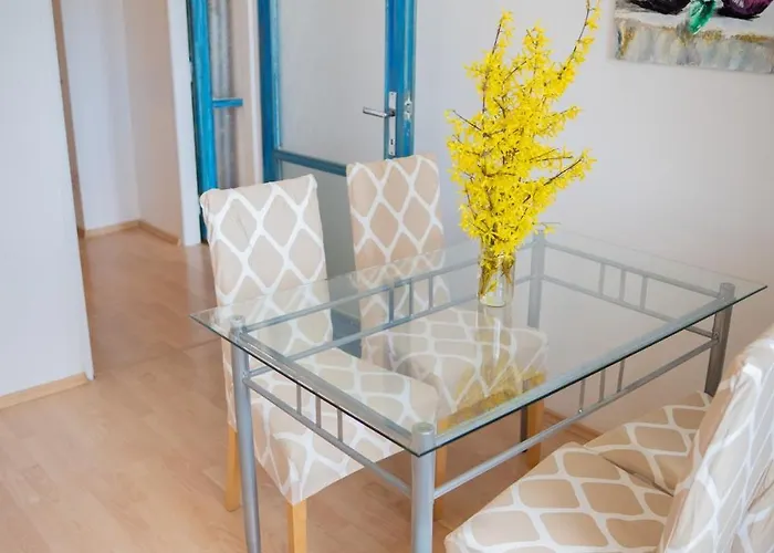 Peaceful & Cozy Flat In דירה ברטיסלאבה