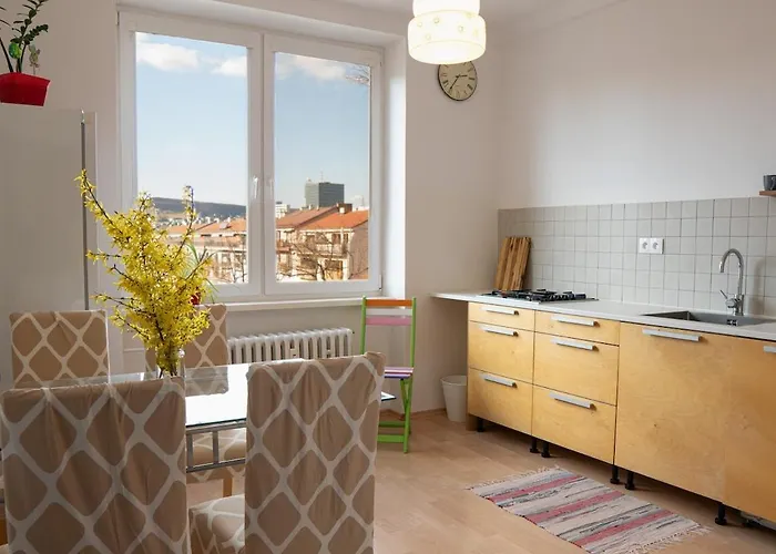 Peaceful & Cozy Flat In דירה