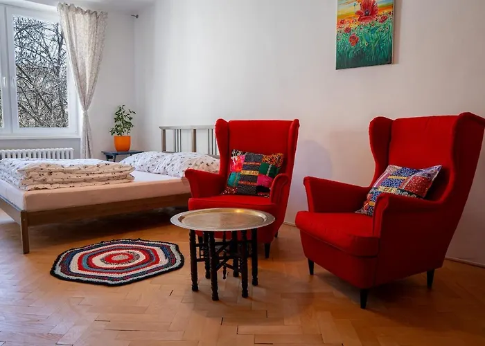 Peaceful & Cozy Flat In דירה