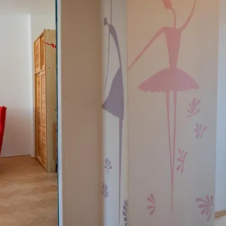 Peaceful & Cozy Flat In アパート
