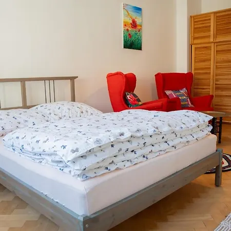 Peaceful & Cozy Flat In アパート *